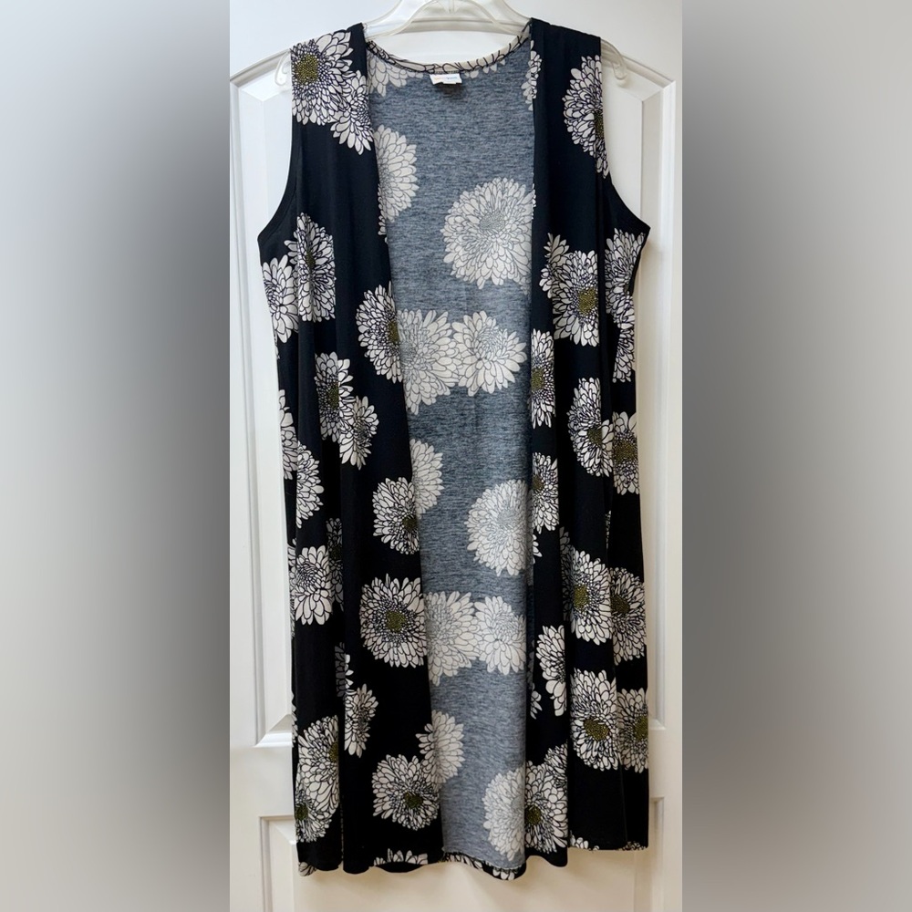 LuLaRoe Black and Cream Floral Vest Cardigan - Large